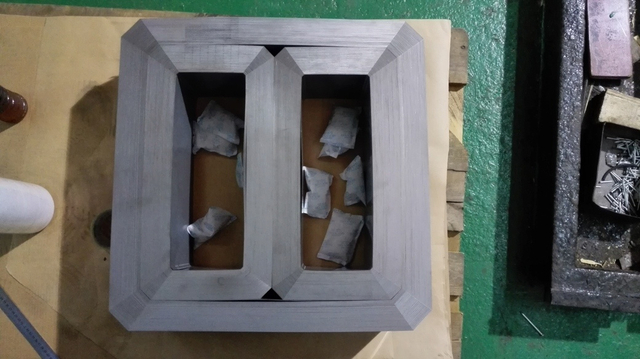 Multi-Angle Transformer Uni-Core Core Folding Fractured Core